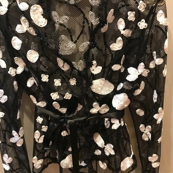 Lacy Sheer & Embellished Ladies Jacket - Picture 5 of 9